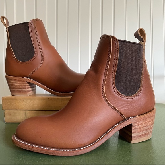 NWT Red Wing HARRIET Heeled Chelsea Boots in Cognac Excalibur Leather *USA* - Picture 1 of 15
